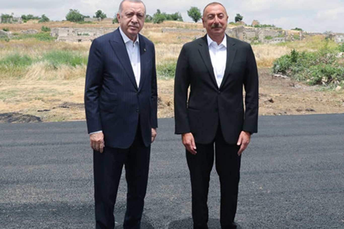 Erdoğan meets with Azerbaijani President Aliyev